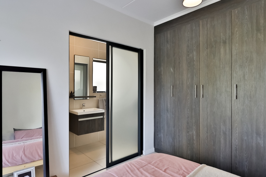2 Bedroom Property for Sale in De Velde Western Cape